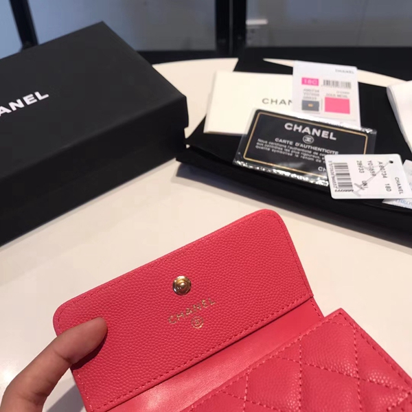 シャネル財布角部分ディテール